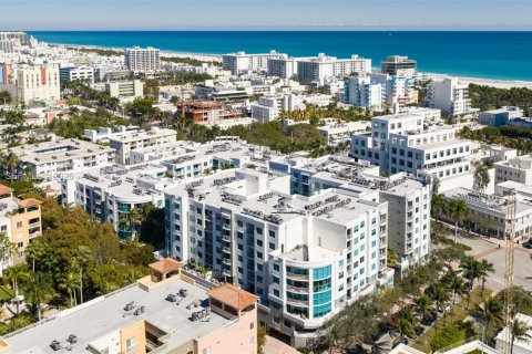 Condominio en venta en Miami Beach, Florida, 1 dormitorio, 76.74 m2 № 2031964 - foto 30