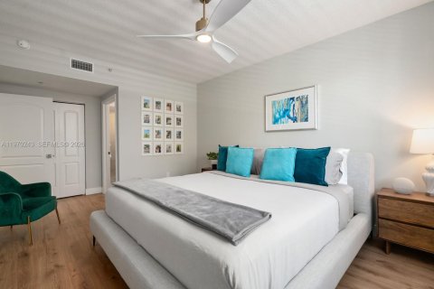 Condominio en venta en Miami Beach, Florida, 1 dormitorio, 76.74 m2 № 2031964 - foto 14