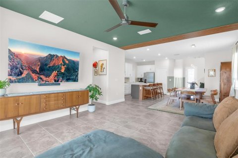 Casa en alquiler en Minneola, Florida, 4 dormitorios, 194.44 m2 № 2283632 - foto 10