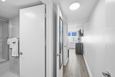 Copropriété à vendre à Pompano Beach, Floride: 2 chambres, 96.15 m2 № 2180628 - photo 9