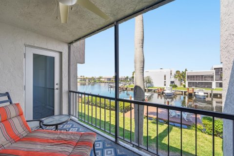 Copropriété à vendre à Pompano Beach, Floride: 2 chambres, 96.15 m2 № 2180628 - photo 17