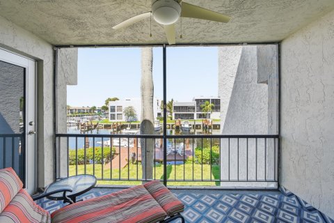 Copropriété à vendre à Pompano Beach, Floride: 2 chambres, 96.15 m2 № 2180628 - photo 16