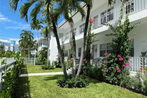 Apartment in Miami Beach, Florida 2 bedrooms № 2339936
