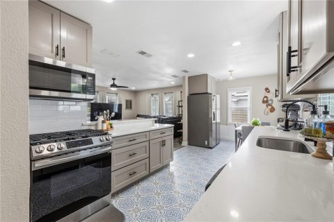 Villa ou maison à vendre à Clearwater, Floride: 5 chambres, 186.64 m2 № 2405679 - photo 5