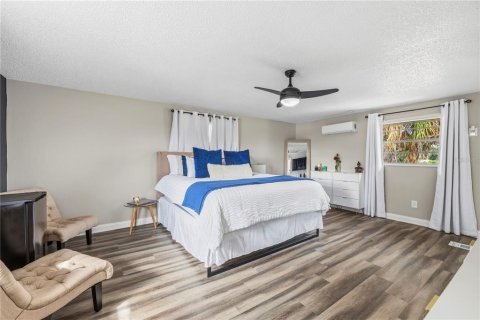 Villa ou maison à vendre à Clearwater, Floride: 5 chambres, 186.64 m2 № 2405679 - photo 23