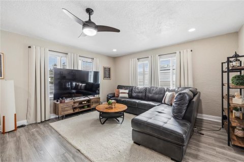 Villa ou maison à vendre à Clearwater, Floride: 5 chambres, 186.64 m2 № 2405679 - photo 12