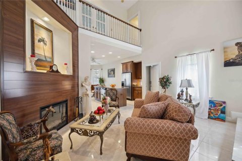 Townhouse in Sarasota, Florida 4 bedrooms, 192.77 sq.m. № 725436 - photo 8