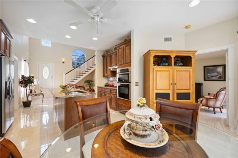 Townhouse in Sarasota, Florida 4 bedrooms, 192.77 sq.m. № 725436 - photo 17