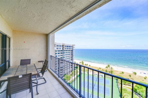 Condominio en venta en Lauderdale-by-the-Sea, Florida, 2 dormitorios, 167.22 m2 № 2039620 - foto 4