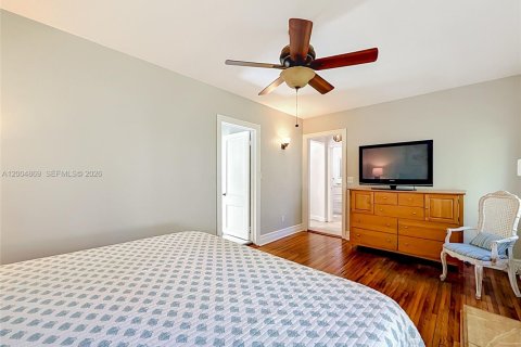 Casa en venta en Hollywood, Florida, 4 dormitorios, 290.32 m2 № 2087976 - foto 20