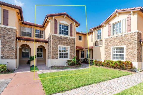 Townhouse in Homestead, Florida 3 bedrooms, 108.6 sq.m. № 2009693
