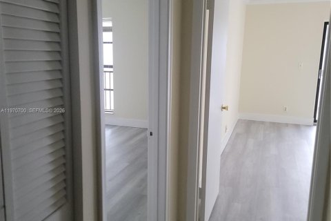 Touwnhouse à louer à Lauderhill, Floride: 3 chambres, 143.07 m2 № 2031442 - photo 10