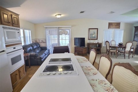 Apartment in Largo, Florida 3 bedrooms, 142.05 sq.m. № 2196909 - photo 8
