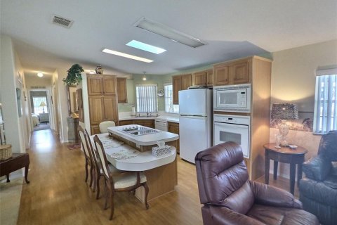 Apartment in Largo, Florida 3 bedrooms, 142.05 sq.m. № 2196909 - photo 14