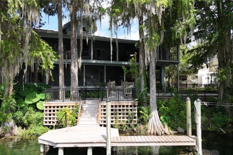 House in Dunnellon, Florida 5 bedrooms, 561.13 sq.m. № 2224989 - photo 3