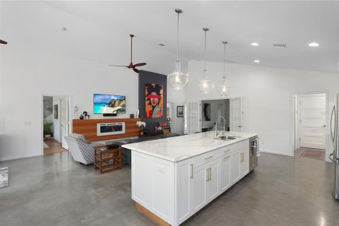 Casa en alquiler en Port Charlotte, Florida, 3 dormitorios, 184.78 m2 № 1144449 - foto 8