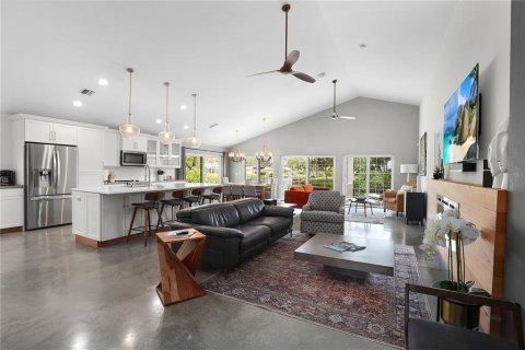 Casa en alquiler en Port Charlotte, Florida, 3 dormitorios, 184.78 m2 № 1144449 - foto 4