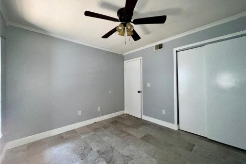 Condominio en alquiler en Tampa, Florida, 2 dormitorios, 84.73 m2 № 1829298 - foto 7