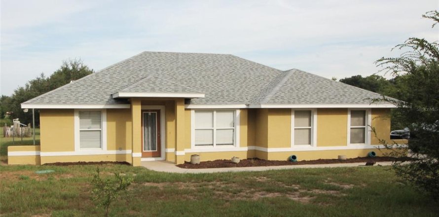 House in Groveland, Florida 3 bedrooms, 125.42 sq.m. № 1865985