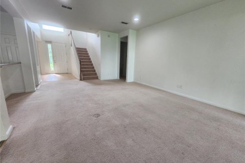 House in Clermont, Florida 5 bedrooms, 255.67 sq.m. № 1792316 - photo 5