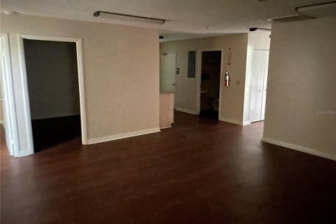 Propiedad comercial en venta en Belleview, Florida, 657.56 m2 № 218936 - foto 16