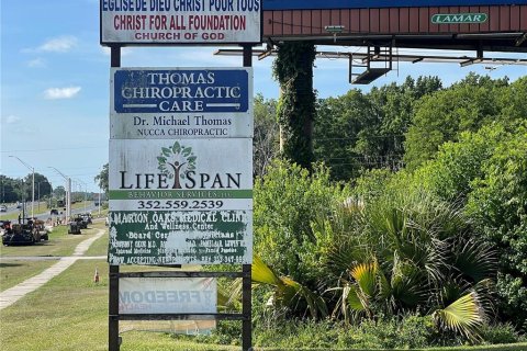 Propiedad comercial en venta en Belleview, Florida, 657.56 m2 № 218936 - foto 2