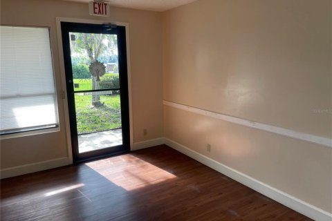 Propiedad comercial en venta en Belleview, Florida, 657.56 m2 № 218936 - foto 6