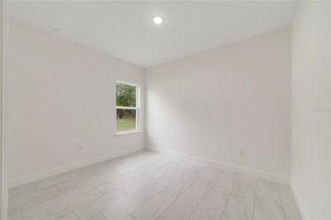 House in Citrus Springs, Florida 4 bedrooms, 146.79 sq.m. № 2156598 - photo 7