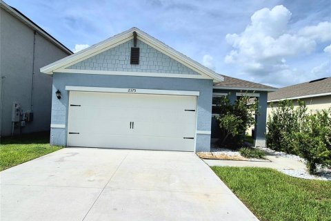 Casa en Winter Haven, Florida 3 dormitorios, 140.84 m2 № 2291873