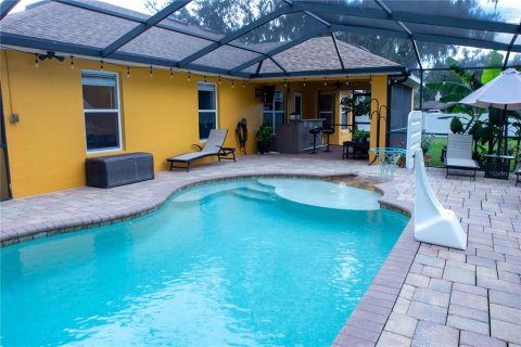 Villa ou maison à vendre à Lakeland, Floride: 4 chambres, 208.38 m2 № 2361018 - photo 4
