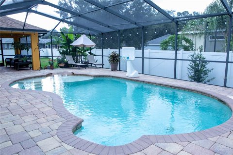 Villa ou maison à vendre à Lakeland, Floride: 4 chambres, 208.38 m2 № 2361018 - photo 2