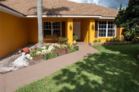 Villa ou maison à vendre à Lakeland, Floride: 4 chambres, 208.38 m2 № 2361018 - photo 14