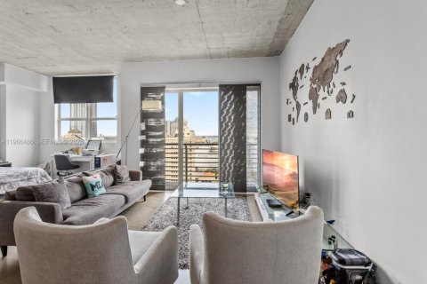 Copropriété à louer à Miami, Floride: 1 chambre, 60.48 m2 № 2028955 - photo 3