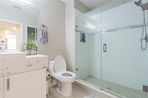 Купить кондоминиум в Киссимми, Флорида 5 комнат, 130.62м2, № 1894367 - фото 9