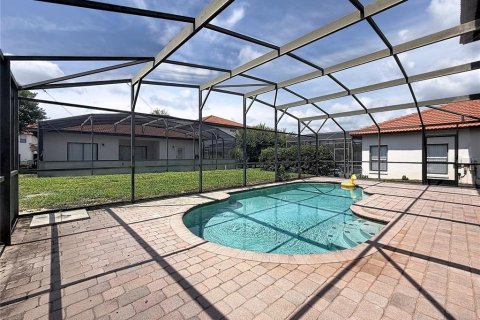 House in Clermont, Florida 4 bedrooms, 192.49 sq.m. № 2209838 - photo 15
