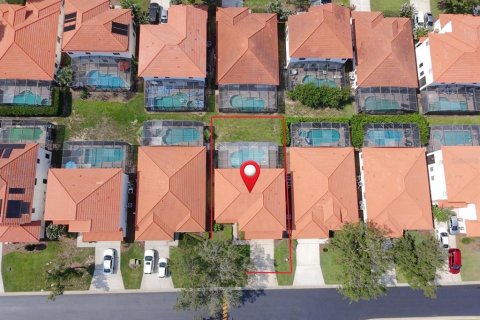 House in Clermont, Florida 4 bedrooms, 192.49 sq.m. № 2209838 - photo 19