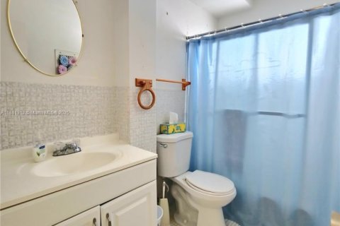 Copropriété à vendre à Hallandale Beach, Floride: 1 chambre, 60.39 m2 № 1834402 - photo 7