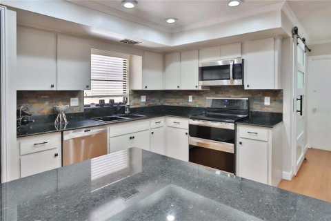 Casa en venta en Tarpon Springs, Florida, 3 dormitorios, 286.98 m2 № 1586660 - foto 24