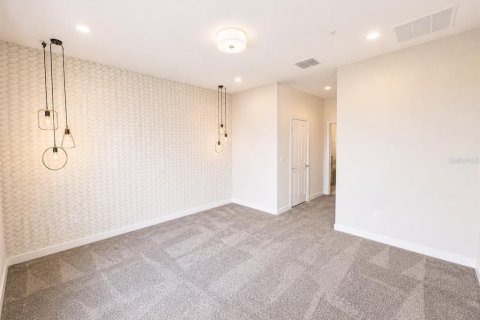 Condominio en venta en Davenport, Florida, 3 dormitorios, 166.02 m2 № 2107409 - foto 6