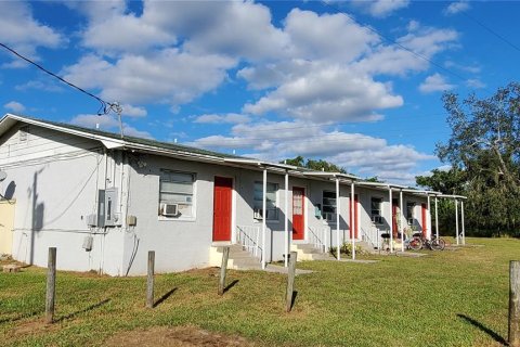 Immobilier commercial à Dundee, Floride 335.01 m2 № 2127860