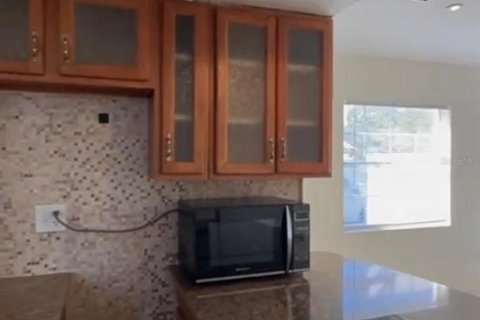 Condo in Winter Park, Florida, 1 bedroom  № 1776917 - photo 5