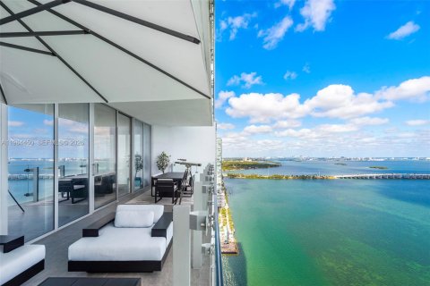 Купить кондоминиум в Майами, Флорида 4 спальни, 219.99м2, № 2045678 - фото 20