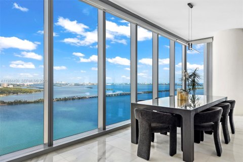 Купить кондоминиум в Майами, Флорида 4 спальни, 219.99м2, № 2045678 - фото 7