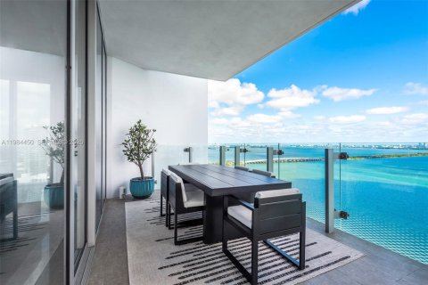 Купить кондоминиум в Майами, Флорида 4 спальни, 219.99м2, № 2045678 - фото 14