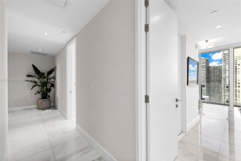 Купить кондоминиум в Майами, Флорида 4 спальни, 219.99м2, № 2045678 - фото 27