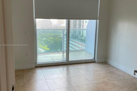 Copropriété à louer à Miami, Floride: 2 chambres, 117.71 m2 № 1946420 - photo 4