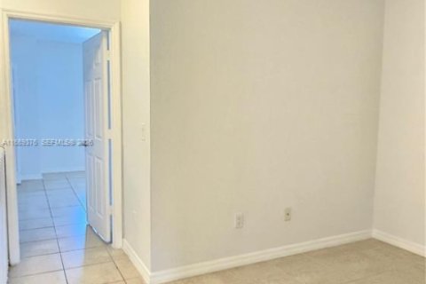 Touwnhouse à vendre à Riviera Beach, Floride: 2 chambres, 113.99 m2 № 2293273 - photo 15