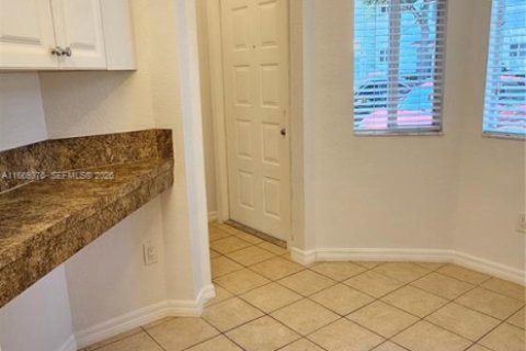 Touwnhouse à vendre à Riviera Beach, Floride: 2 chambres, 113.99 m2 № 2293273 - photo 23