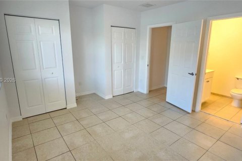 Touwnhouse à vendre à Riviera Beach, Floride: 2 chambres, 113.99 m2 № 2293273 - photo 9