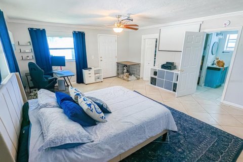 House in Apollo Beach, Florida 3 bedrooms, 128.95 sq.m. № 1744701 - photo 15